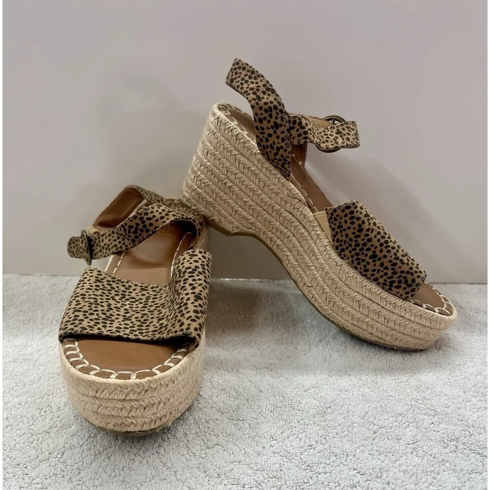 Universal Threads womens cheetah print platform espadrille wedge sandals size 7‎